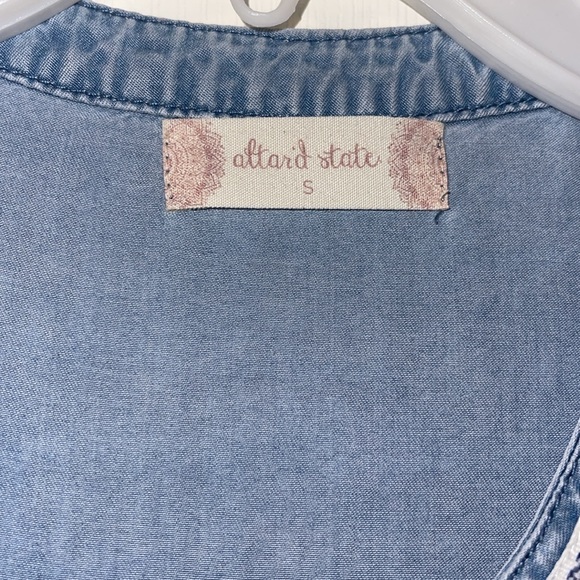 Altar’d state denim chambray tunic size small - Picture 3 of 5